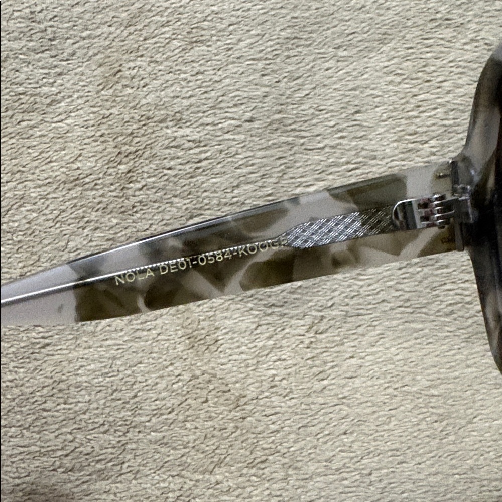 Diff Cream Tortoise Gradient Sunglasses - image 4